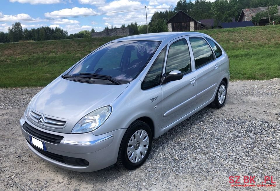 2006' Citroen Xsara Picasso photo #1