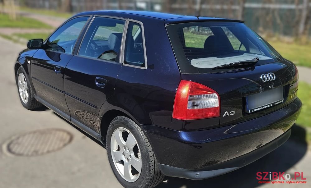 2003' Audi A3 Sportback photo #1