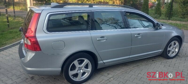 2011' Volvo V70 photo #4