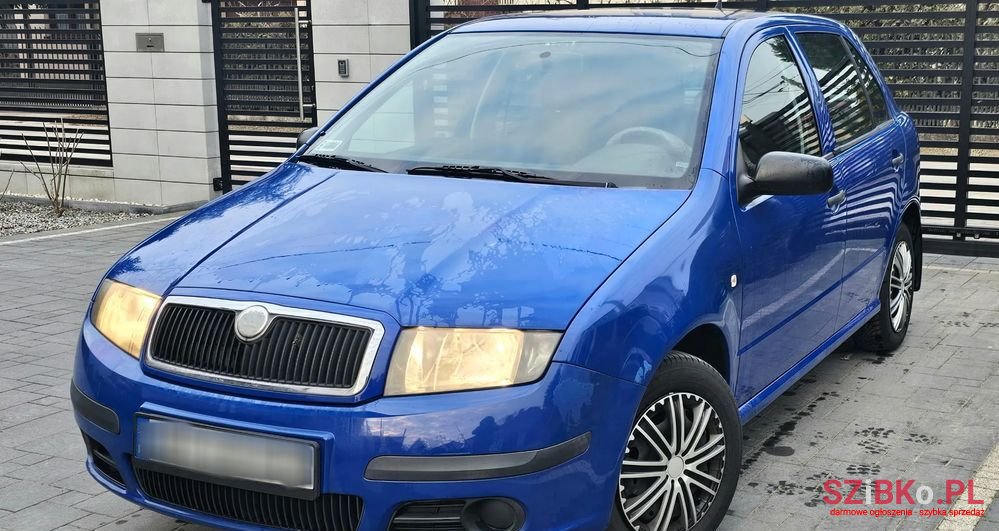 2007' Skoda Fabia 1.4 16V Classic photo #2