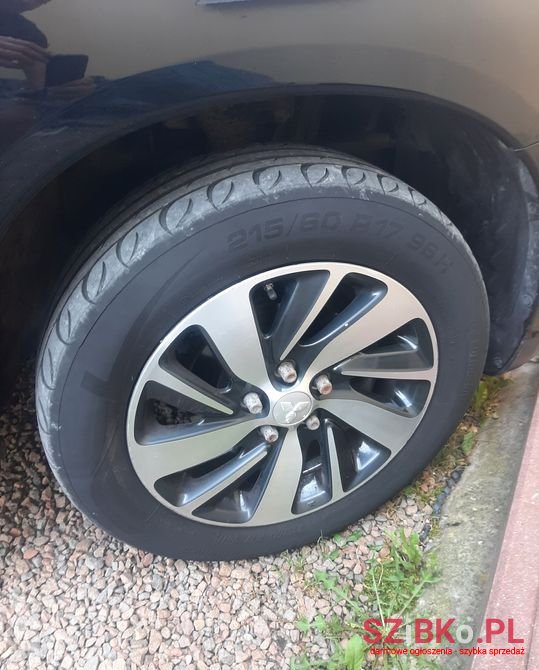 2014' Mitsubishi ASX photo #5