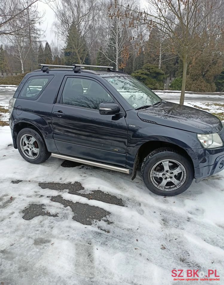 2009' Suzuki Grand Vitara 1.9 Ddis photo #3