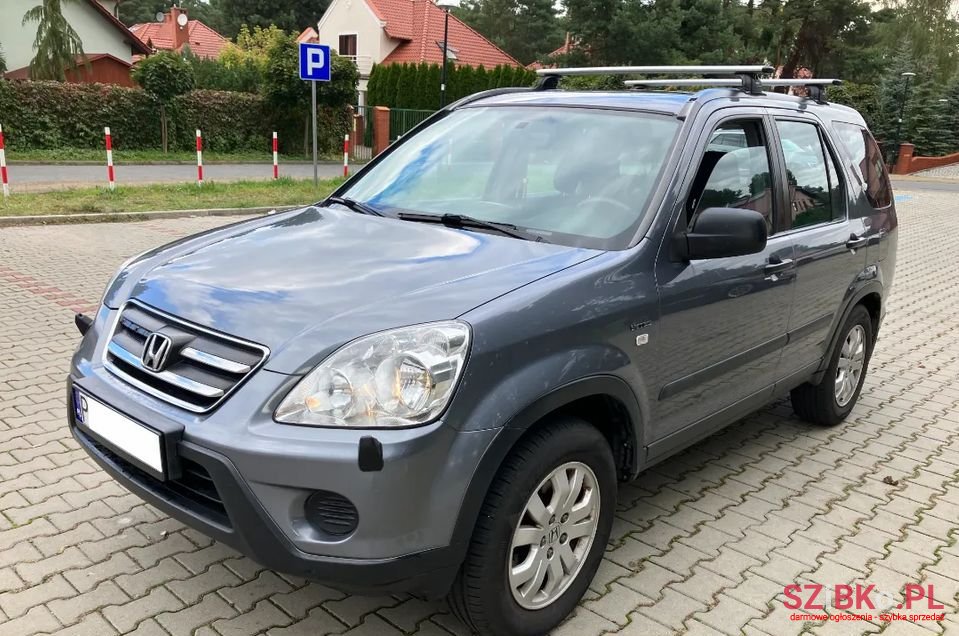 2005' Honda CR-V photo #1