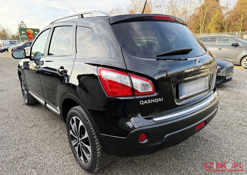 2011' Nissan Qashqai 2.0 Tekna photo #4