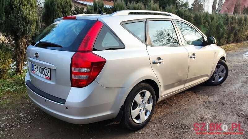 2007' Kia Ceed Sw photo #5