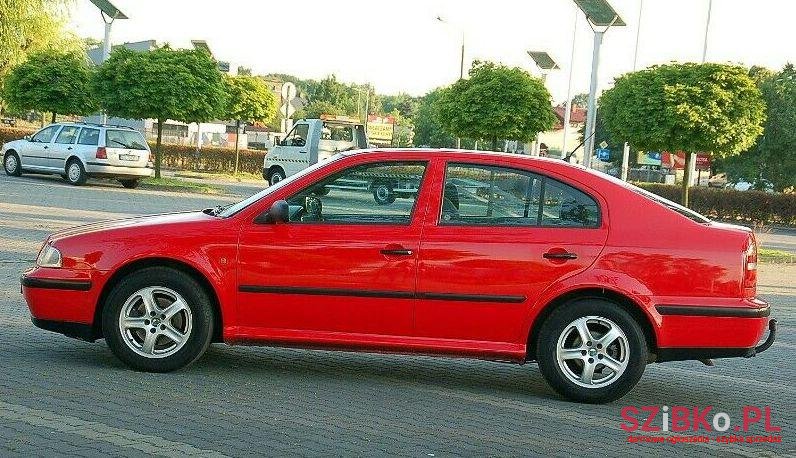 1998' Skoda Octavia photo #1
