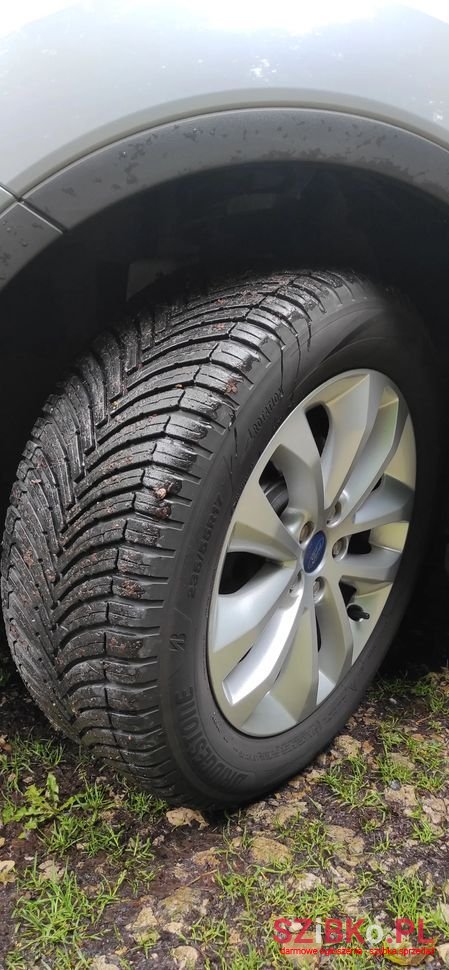 2010' Ford Kuga photo #5