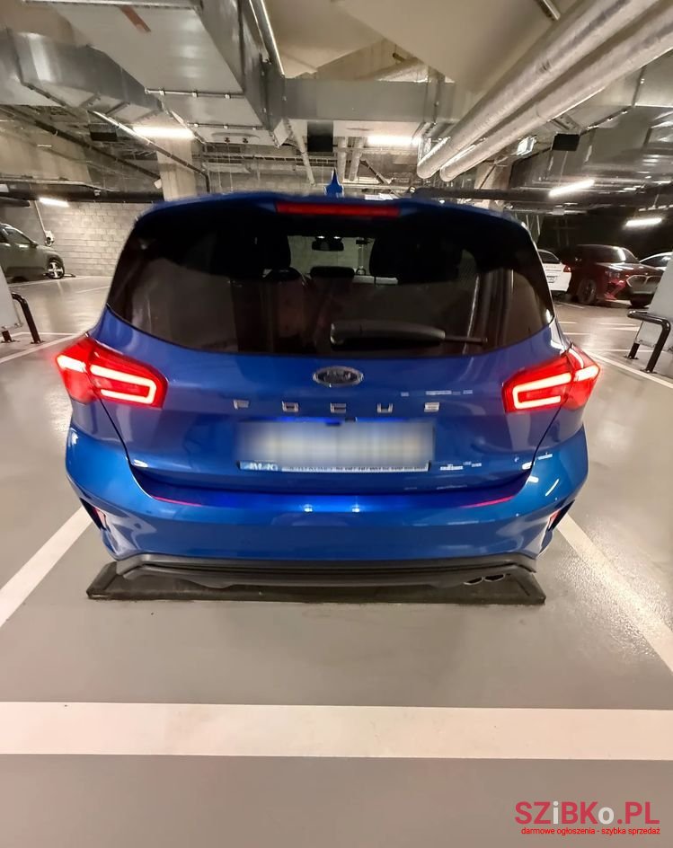 2020' Ford Focus photo #4