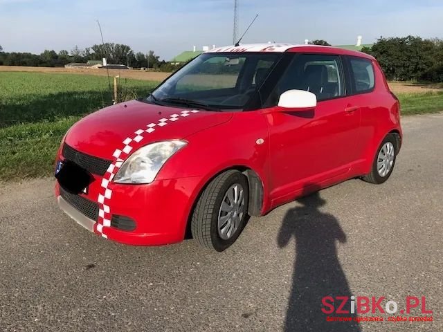 2006' Suzuki Swift photo #3