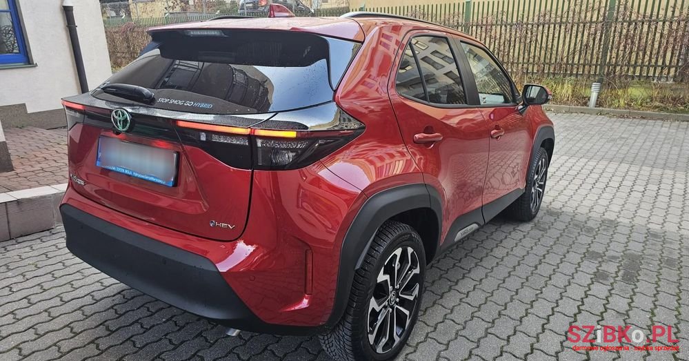 2024' Toyota Yaris Cross Hybrid photo #5