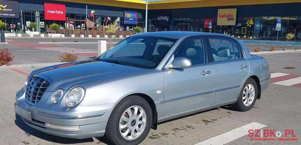 2003' Kia Opirus 3.5I V6 Luxury photo #1