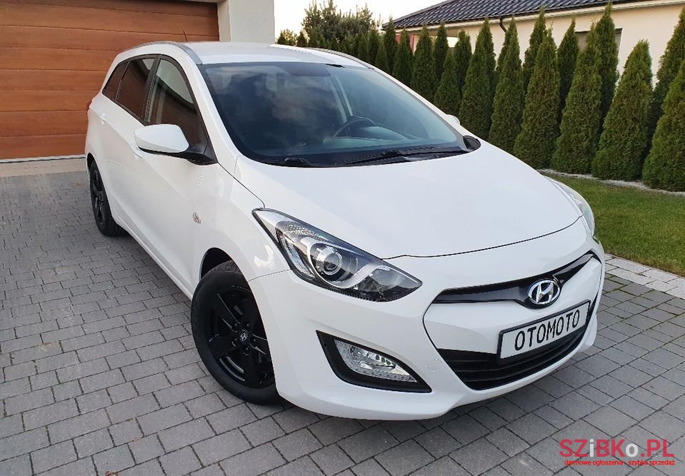 2012' Hyundai i30 photo #2