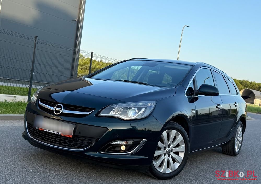2015' Opel Astra 1.4 T Cosmo photo #2