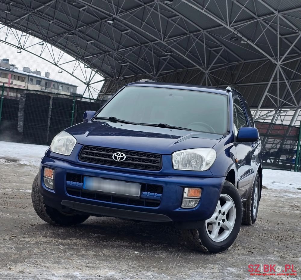 2003' Toyota RAV4 4X2 Edition photo #5