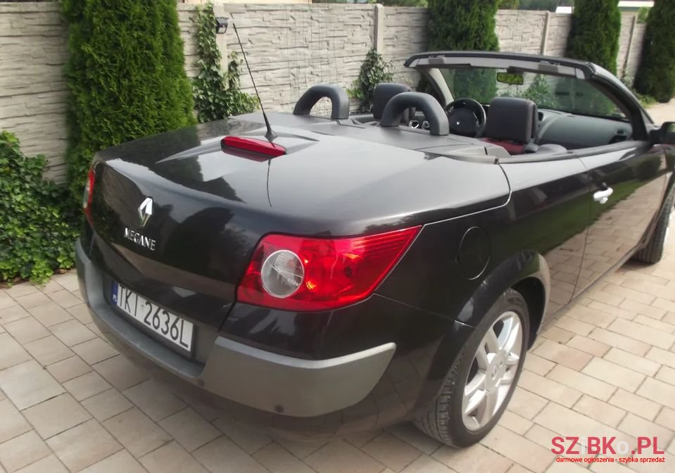 2005' Renault Megane photo #3