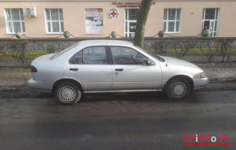 1996' Nissan Sentra photo #1