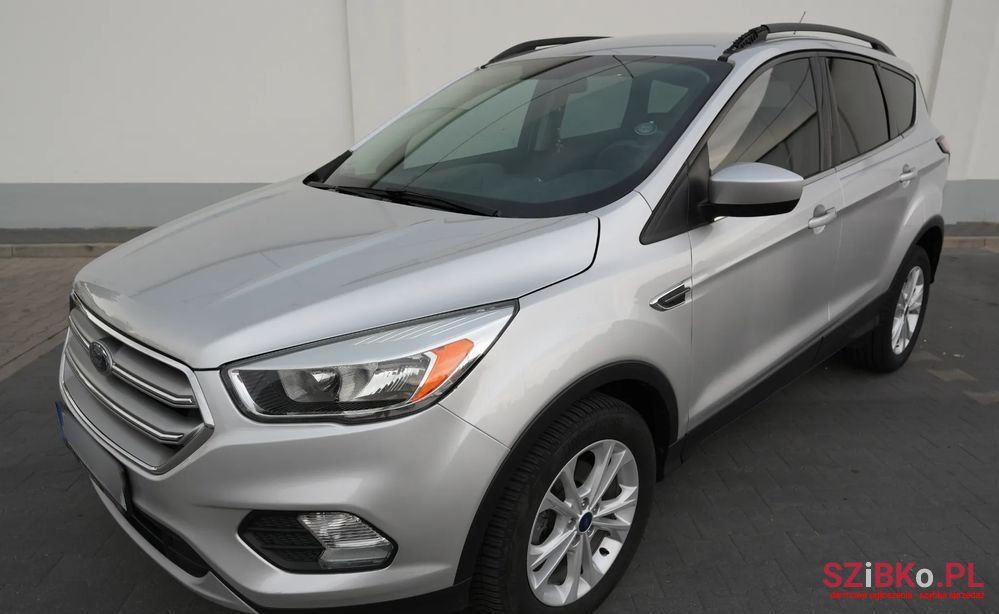 2017' Ford Escape photo #1