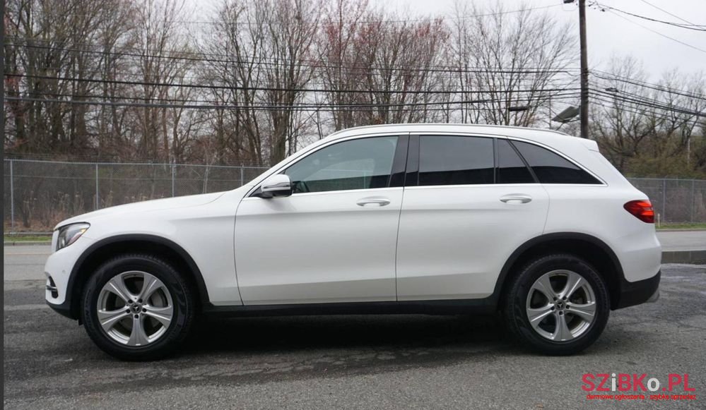 2018' Mercedes-Benz GLC photo #6