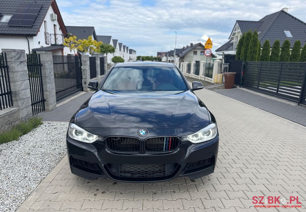 2014' BMW 3 Series 335I photo #5