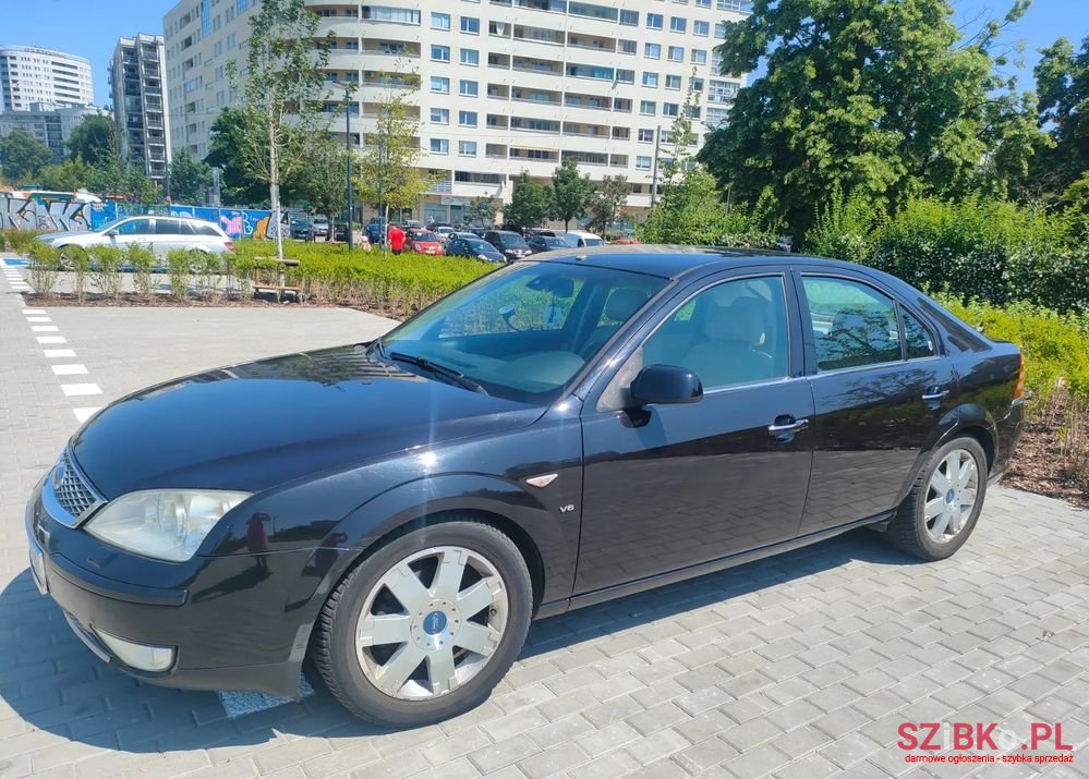 2006' Ford Mondeo 2.5 V6 Ghia photo #1