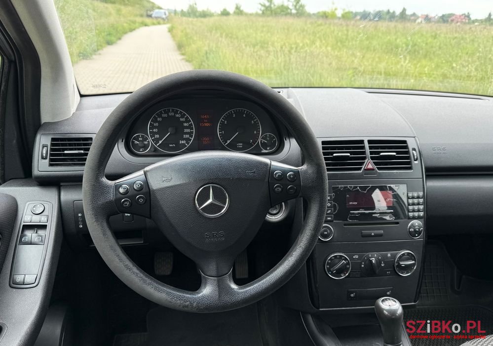 2006' Mercedes-Benz A-Class 150 photo #6
