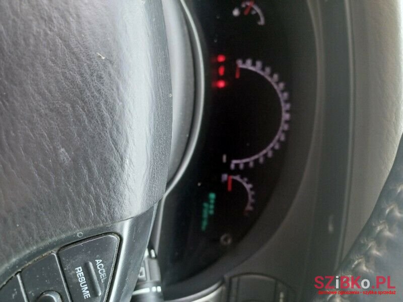 2005' Chrysler Pacifica photo #2