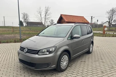 2011' Volkswagen Touran