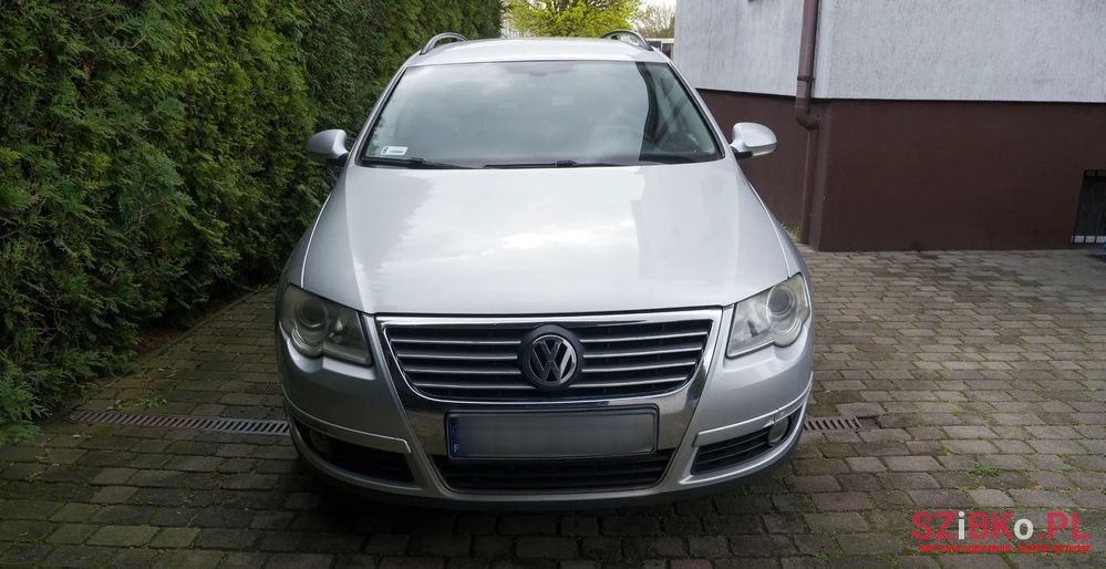 2006' Volkswagen Passat photo #3