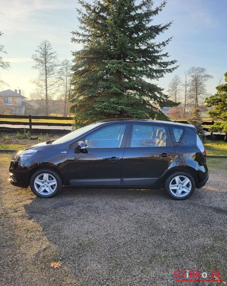 2013' Renault Scenic photo #4