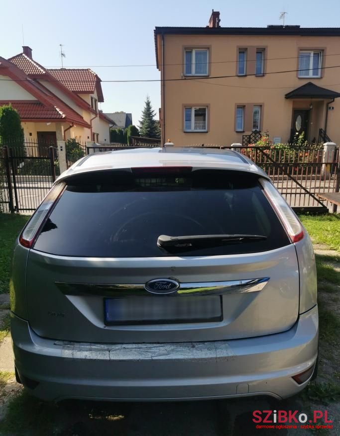 2009' Ford Focus photo #4