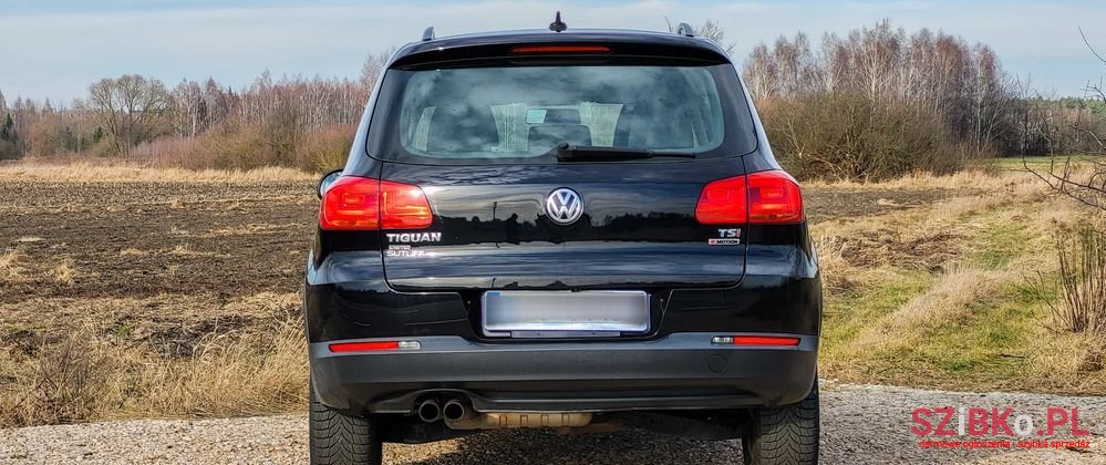 2018' Volkswagen Tiguan photo #5