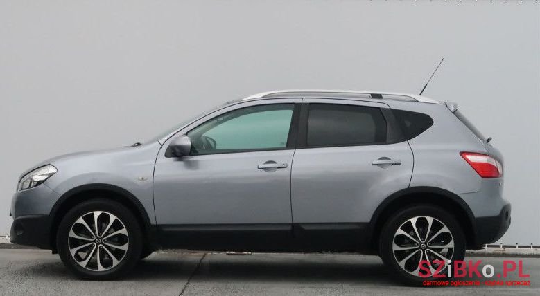 2012' Nissan Qashqai photo #2