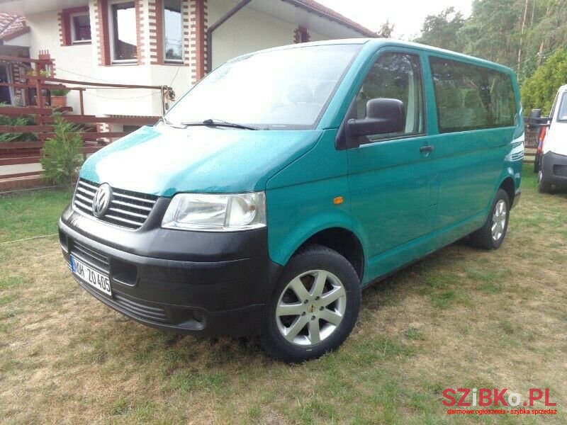 2004' Volkswagen Transporter photo #1