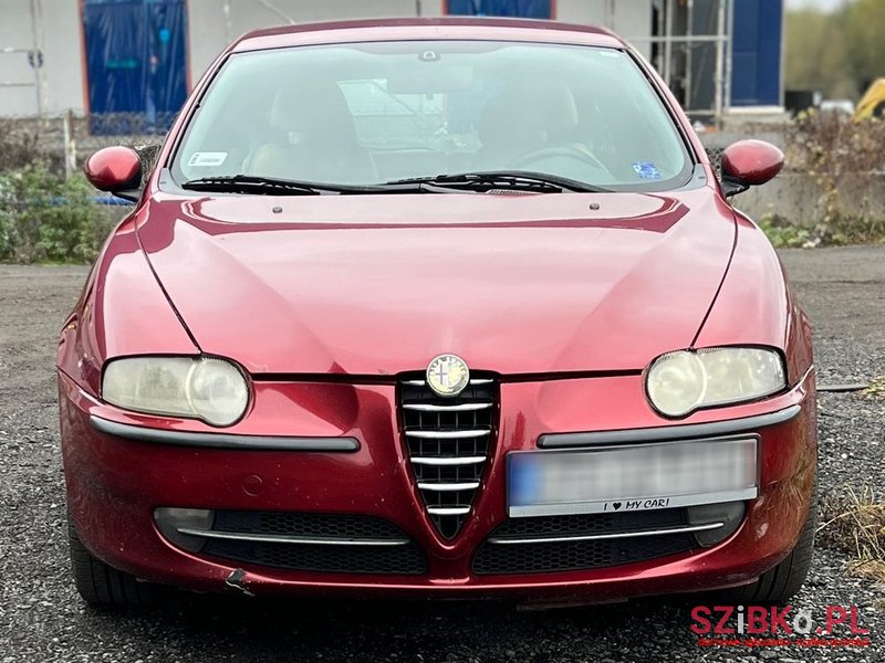 2002' Alfa Romeo 147 photo #1