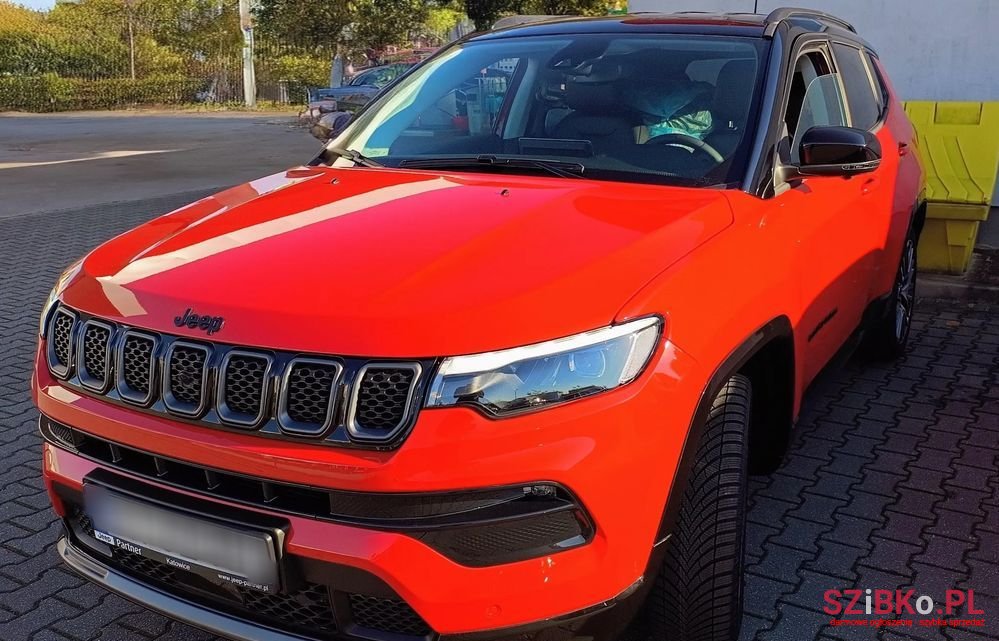 2024' Jeep Compass photo #2