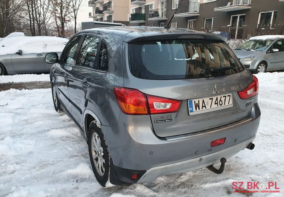 2013' Mitsubishi ASX photo #3