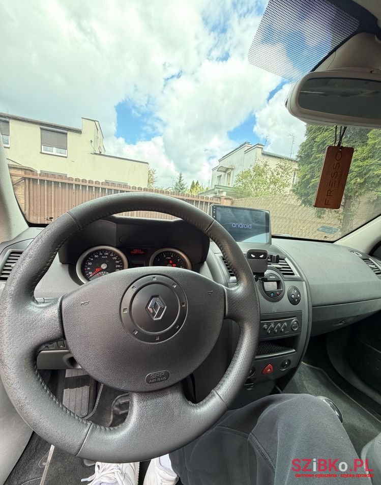 2003' Renault Megane photo #2