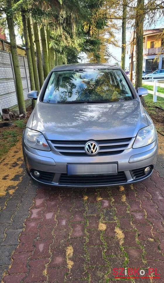 2006' Volkswagen Golf Plus 1.6 Trendline photo #6