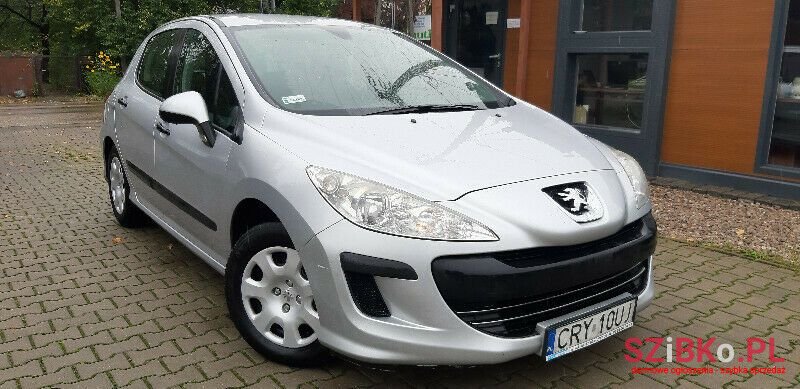 2010' Peugeot 308 photo #2