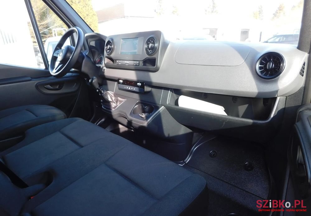 2022' Mercedes-Benz Sprinter photo #4