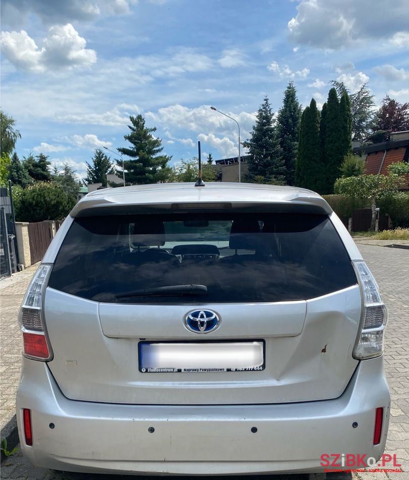 2013' Toyota Prius+ photo #5