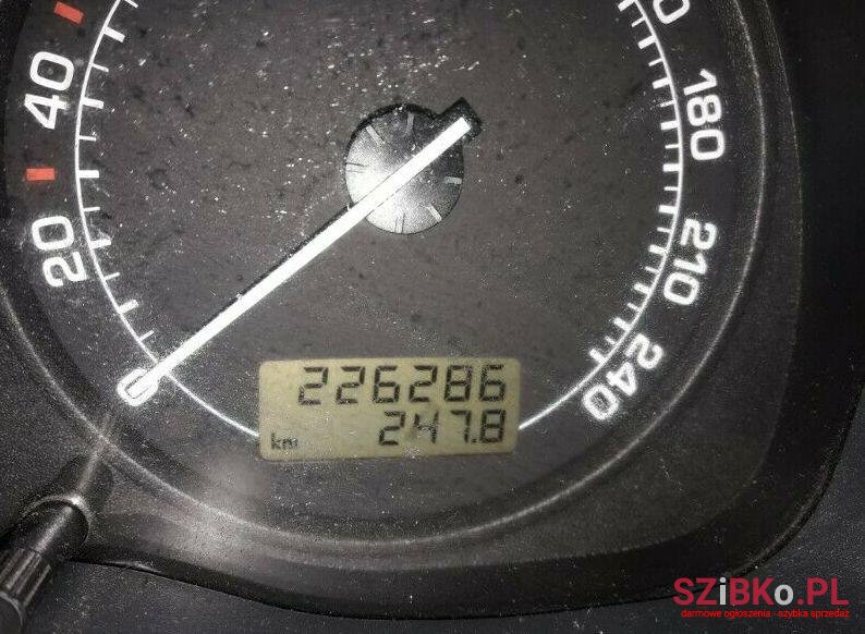 2005' Skoda Octavia photo #3