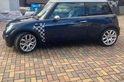 2006' MINI Cooper Standard