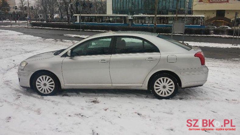 2008' Toyota Avensis photo #1