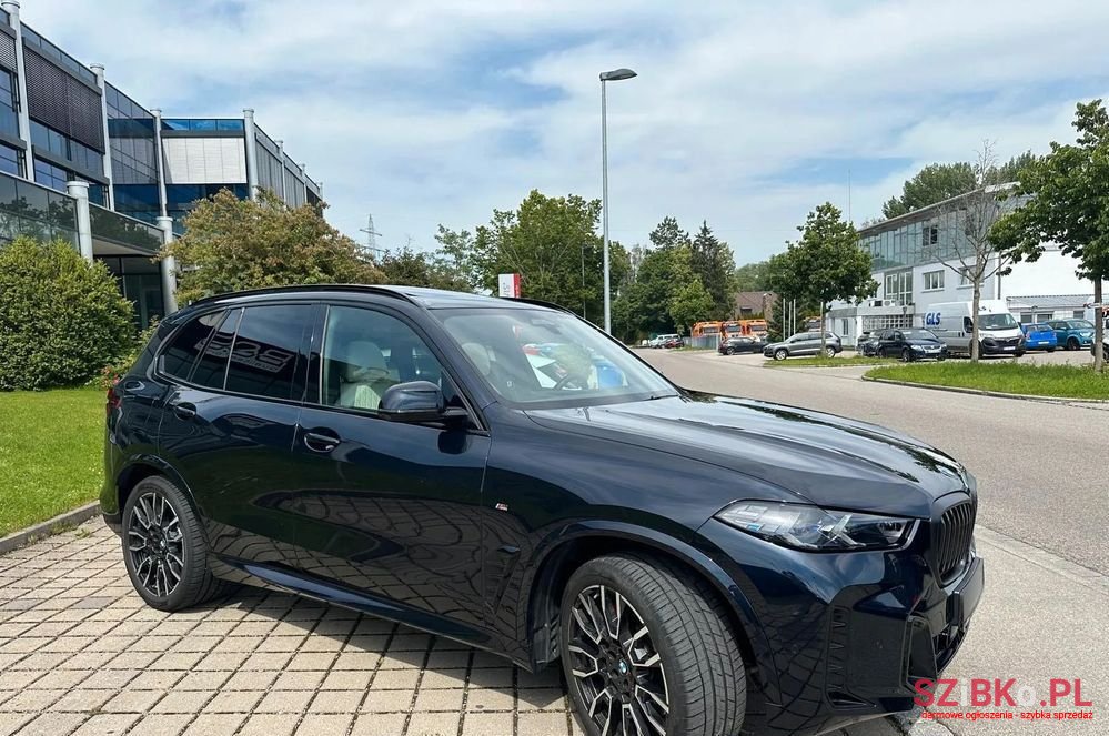 2024' BMW X5 Xdrive30D Sport photo #5