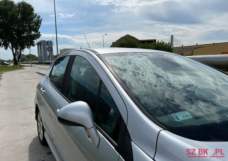 2008' Peugeot 308 photo #3