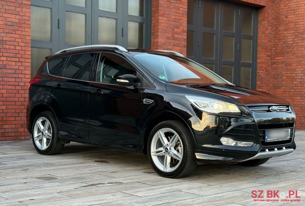2014' Ford Kuga photo #2
