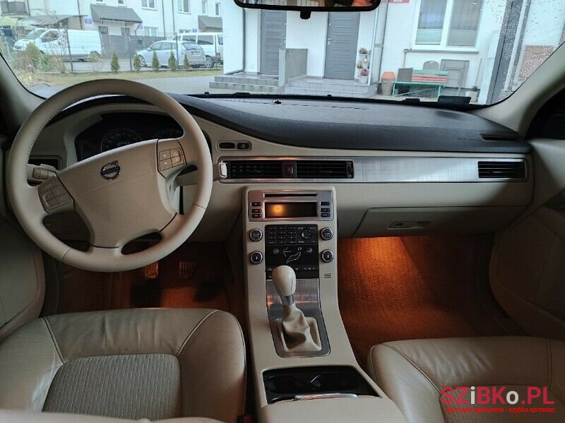 2009' Volvo V70 photo #2