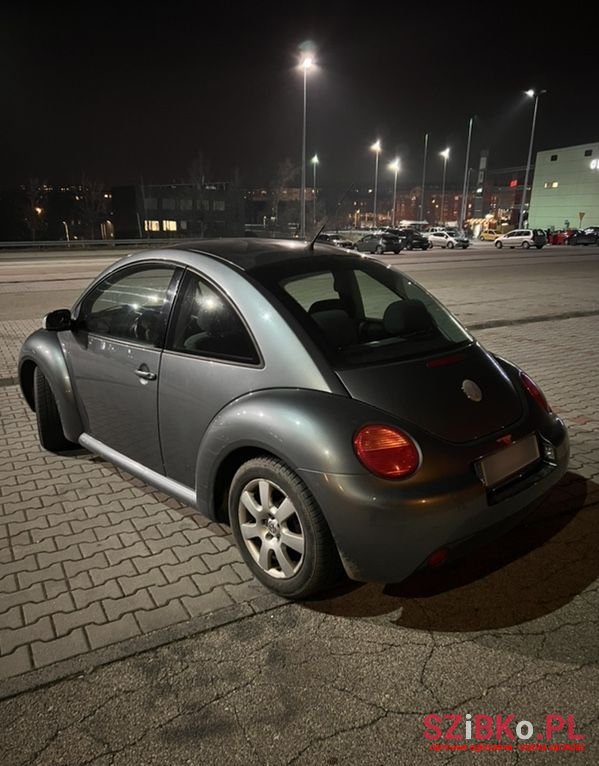 2003' Volkswagen New Beetle 1.4 photo #5
