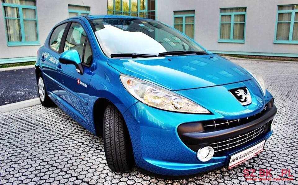 2009' Peugeot 207 photo #1